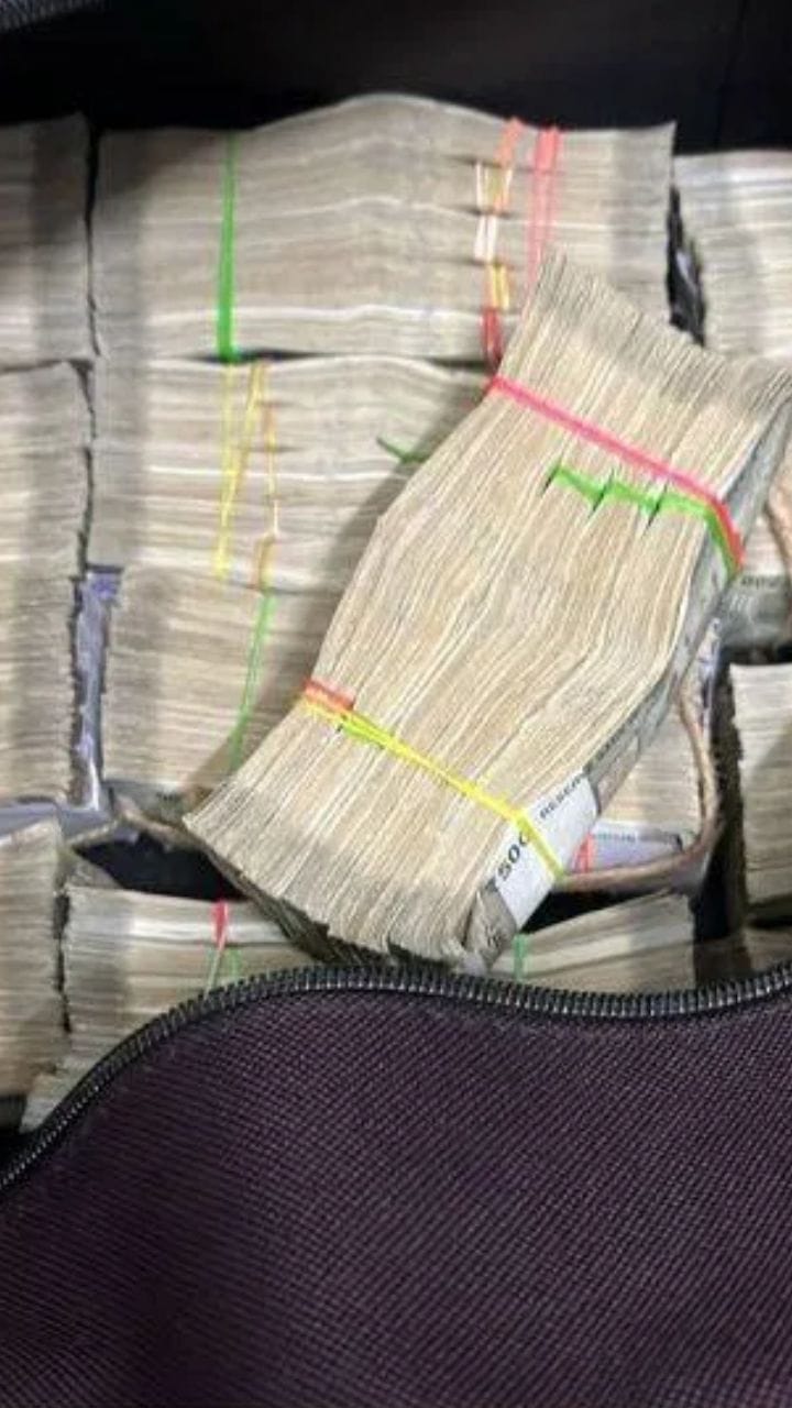 ED-র হানায় উদ্ধার বস্তা বস্তা 'কালো' টাকা, দেখুন ভিডিয়ো