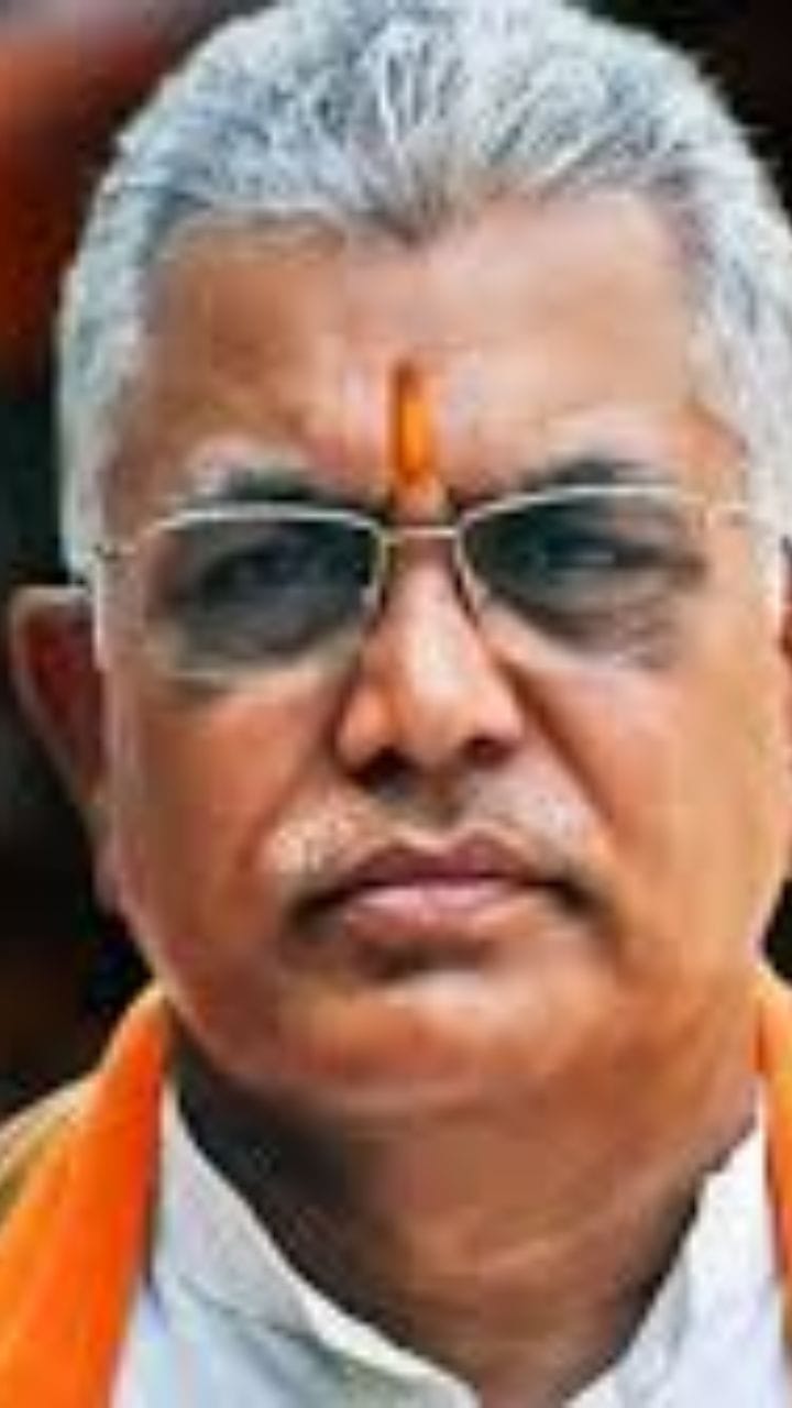 রাস্তায় বসে আছি, পার্টি বললে দাঁড়াব, পার্টি বললে বসব: দিলীপ