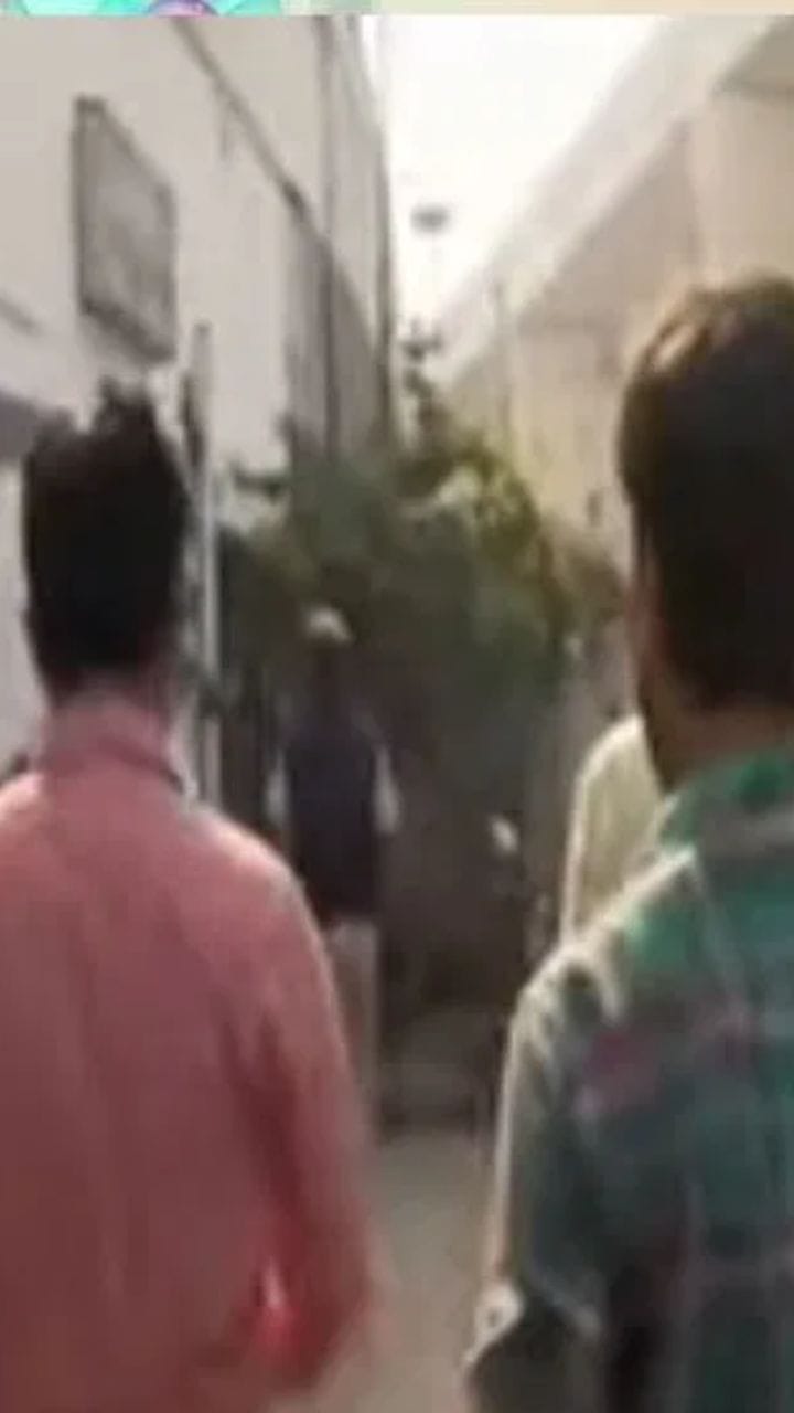 নবান্নে যেতে বাধা, ট্রাফিক গার্ডেই ডেপুটেশন জমা দিল DA মঞ্চ!