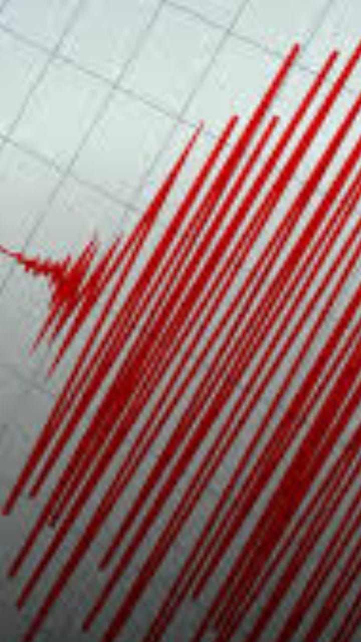 ৪ দিনে ৩৯ বার! এখনও কেঁপেই চলেছে সিকিম