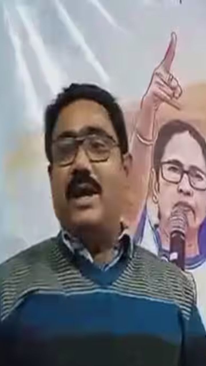 যুবকদের পান-গুটখার খরচের ‘টোপ’! TMC নেতার মন্তব্য ভাইরাল