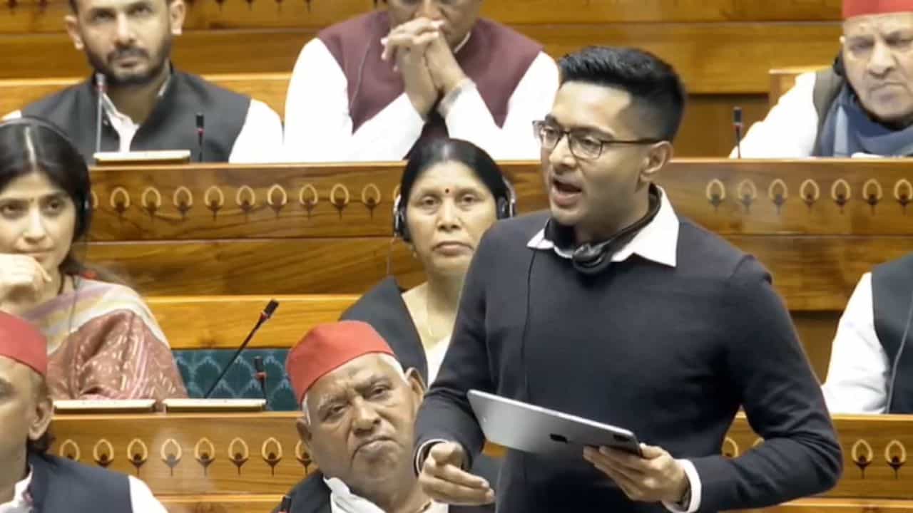 Abhishek Banerjee: 'আমেরিকার কৃষকদেরই লাভ হচ্ছে', মার্কিন সচিবের কথায় কেন জবাব দিল না দিল্লি, প্রশ্ন অভিষেকের Abhishek Banerjee: 'আমেরিকার কৃষকদেরই লাভ হচ্ছে', মার্কিন সচিবের কথায় কেন জবাব দিল না দিল্লি, প্রশ্ন অভিষেকের