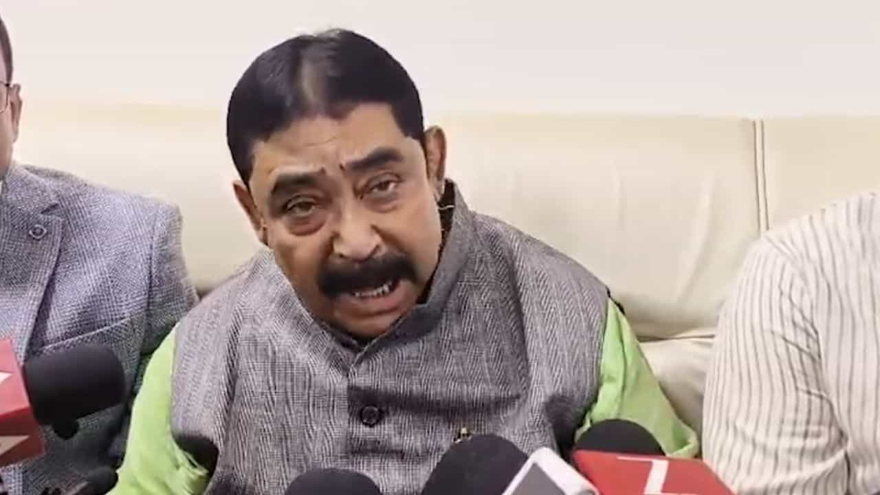 Anubrata Mondal: কয়লা পাচারে জড়িয়ে পুলিশ! বিস্ফোরক অনুব্রত মণ্ডল, কোথা দিয়ে কয়লা ঢুকছে বোঝালেন 'কেষ্ট' Anubrata Mondal: কয়লা পাচারে জড়িয়ে পুলিশ! বিস্ফোরক অনুব্রত মণ্ডল, কোথা দিয়ে কয়লা ঢুকছে বোঝালেন 'কেষ্ট'