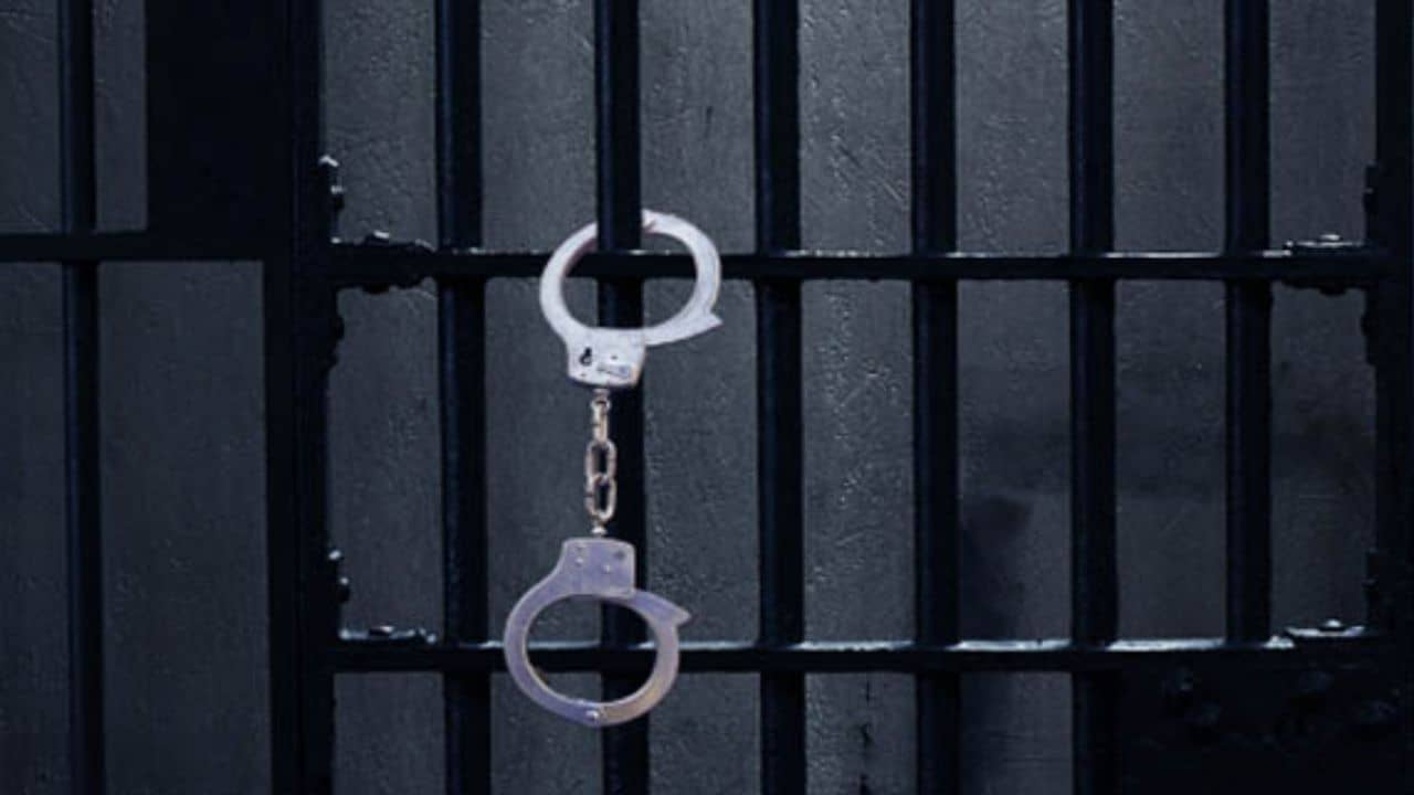 Malda: পুলিশের লক আপে যুবকের রহস্যমৃত্যু, পিটিয়ে মারার অভিযোগ