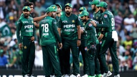 স্পিন বনাম স্পিনের যুদ্ধে উদ্বেগ বাড়াচ্ছে বাবর ব্রুকদের ফর্মে না থাকা