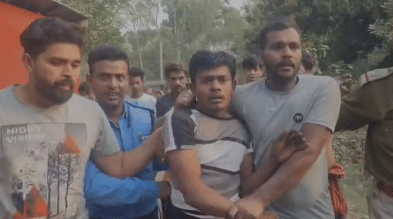 Deganga Murder : জমি নিয়ে ঝামেলা, বাঁশ দিয়ে দাদাকে পিটিয়ে খুন ভাই-ভাইপোর