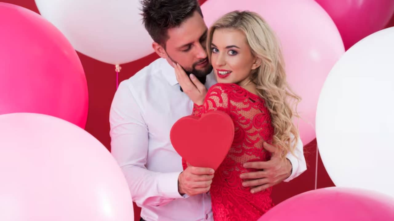 Valentine’s Week List 2026: কবে থেকে শুরু হচ্ছে প্রেমের সপ্তাহ? জেনে নিন কোন দিন, কীভাবে পালন করবেন