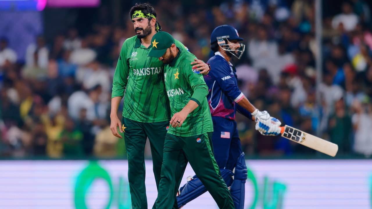 IND vs PAK: ‘দুই কনুই’য়ের বোলারই পরীক্ষা নেবে ভারতের