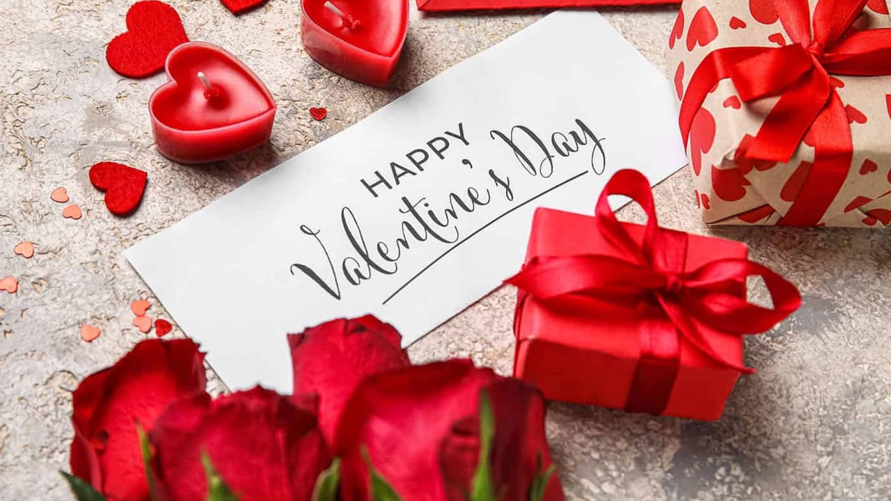 Valentines Day 2026: জানেন কীভাবে শুরু হল ভ্যালেন্টাইনস ডে? Valentines Day 2026: জানেন কীভাবে শুরু হল ভ্যালেন্টাইনস ডে?