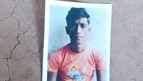 জঙ্গল থেকে উদ্ধার হল দেহ, পরিবার বলছে, 'খুন'