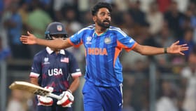 T20 World Cup : ফোনের ওপারে অধিনায়ক, একটি ফোন কলে ভাগ্য বদলাল সিরাজের!