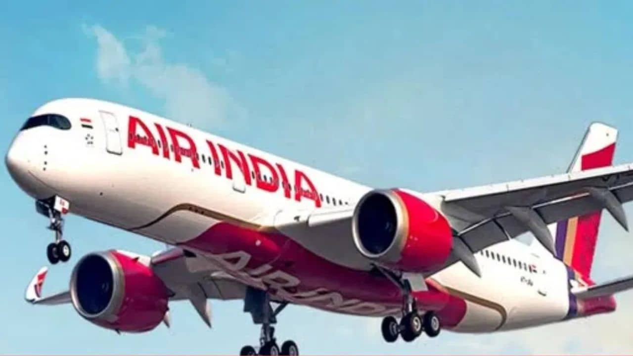Air India New Rule : ওজন বাড়লেই চলে যাবে চাকরি, কাটা যাবে বেতনও!