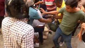 দেওয়াল লিখন ঘিরে তৃণমূল-বিজেপি সংঘর্ষ, মাথায় হাত পুলিশের