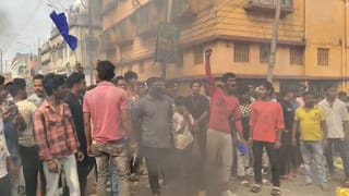 Birbhum: ১৪ বছরের পরিচারিকাকে ধর্ষণ করে খুনের অভিযোগ, উত্তপ্ত সাঁইথিয়া