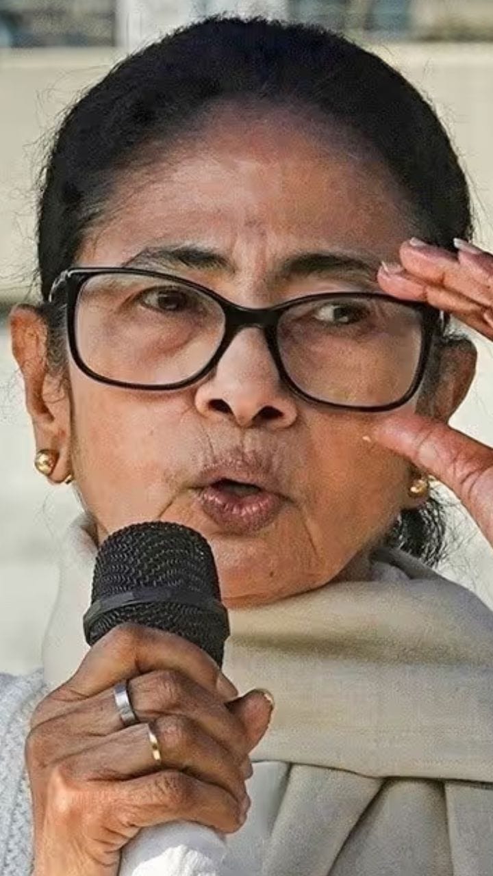আজ থেকেই অ্যাকাউন্টে যুবসাথীর টাকা, বড় ঘোষণা মমতার