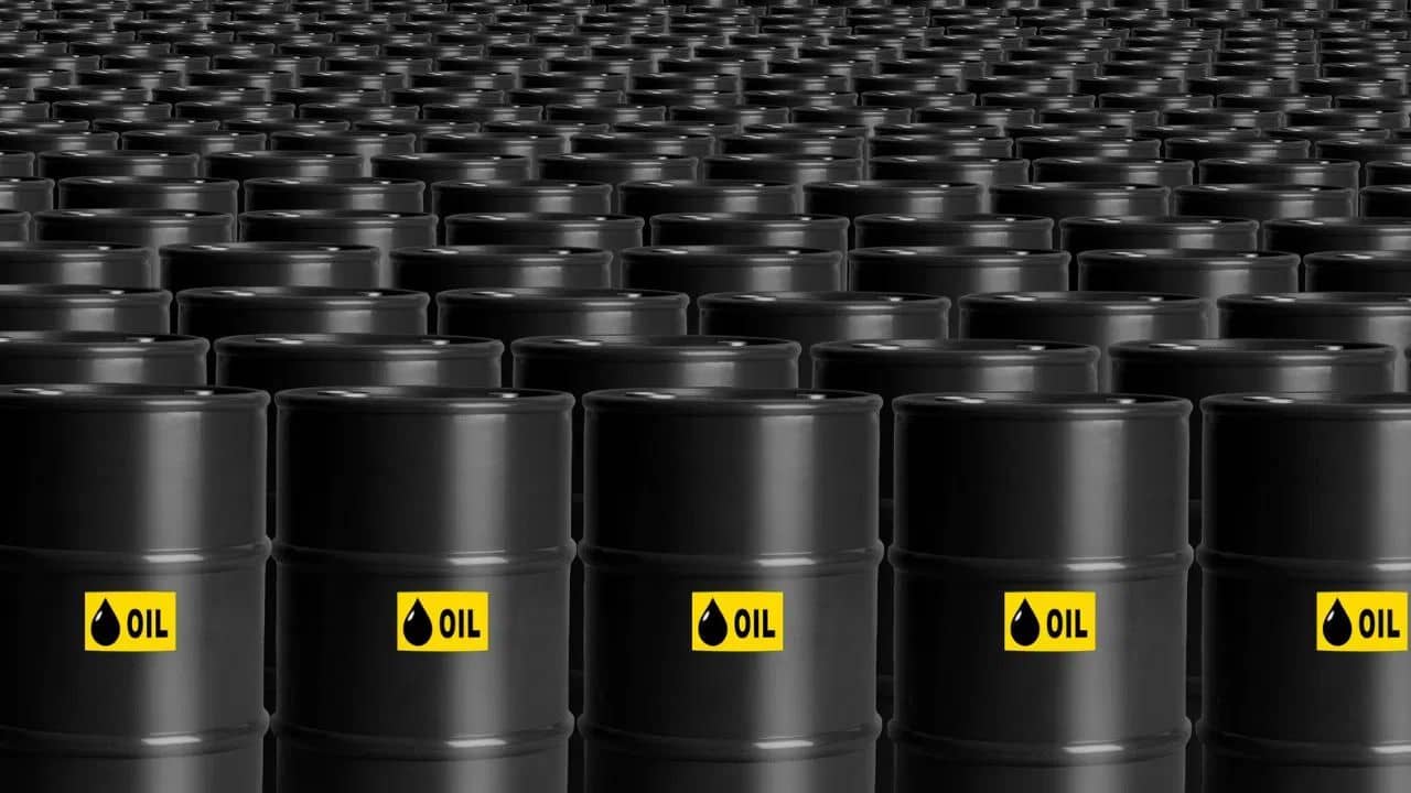Crude oil: ভারতের কাছে কত দিনের অপরিশোধিত তেল মজুত রয়েছে? জানা গেল সবটা