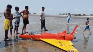 Drone: যুদ্ধ চলছে ইরানে, ড্রোন পড়ল বাংলায়!