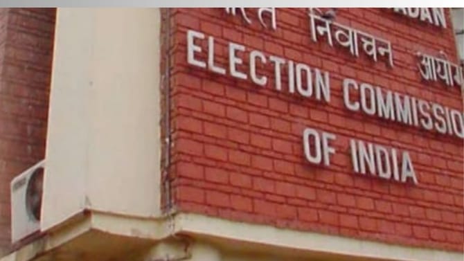 লক্ষাধিক নাম বাদ, বুধবার দিল্লিতে কমিশনের সঙ্গে দেখা করবে তৃণমূল