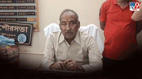 এগরা পৌরসভার চেয়ারে ফিরলেন স্বপন, সুবিধা হল BJP প্রার্থী দিব্যেন্দুর?