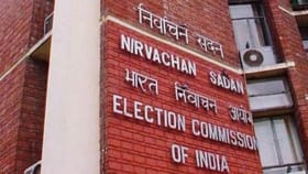 Election Commission: ভোট আবহে গত এক মাসেই তল্লাশিতে উদ্ধার ৪০০ কোটি টাকা, তৈরি হচ্ছে কমিশনের বিশেষ টিম...