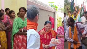 ঢাক-ঢোল নিয়ে প্রচারে যেতেই আদিবাসীদের প্রশ্নের মুখে TMC-BJP প্রার্থীরা