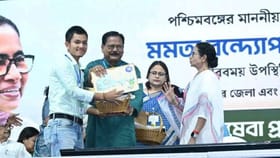 LIVE: 'তৃণমূলেই আছি', মমতার ফোনে অভিমান ভাঙল খগেশ্বরের