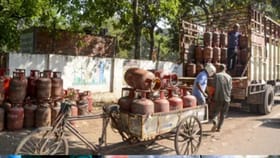 কেন্দ্র নির্দেশ দেয়নি, বুকিংয়ের নিয়ম তাহলে বদলাচ্ছে কে?