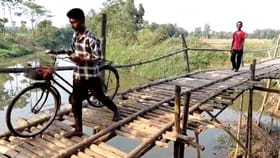 এই গ্রামে ভোট আছে, প্রচার নেই, দেখা মেলে না কোনও নেতার