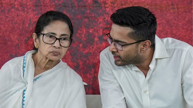 সই সংগ্রহ শুরু, চলতি সপ্তাহেই বড় পদক্ষেপ করতে পারে তৃণমূল