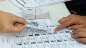 রঙিন ছবির রহস্য! ফাইনাল লিস্টের ২ লক্ষ নাম নিয়ে চর্চা শুরু