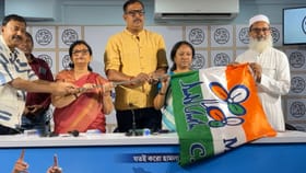 প্রাক্তন ক্রিকেটার থেকে শিক্ষাবিদ, তৃণমূলে যোগ বিশিষ্টদের