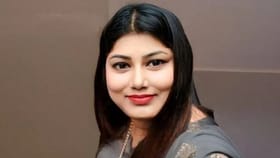 আদালতে দোষী সাব্যস্ত, কমিশনে গ্রিন সিগন্যাল! কোন 'জাদু'তে নাম লাভলির?