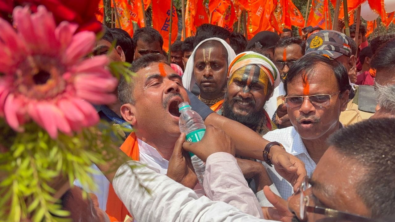 Muslims Offered Water To Suvendu Adhikari