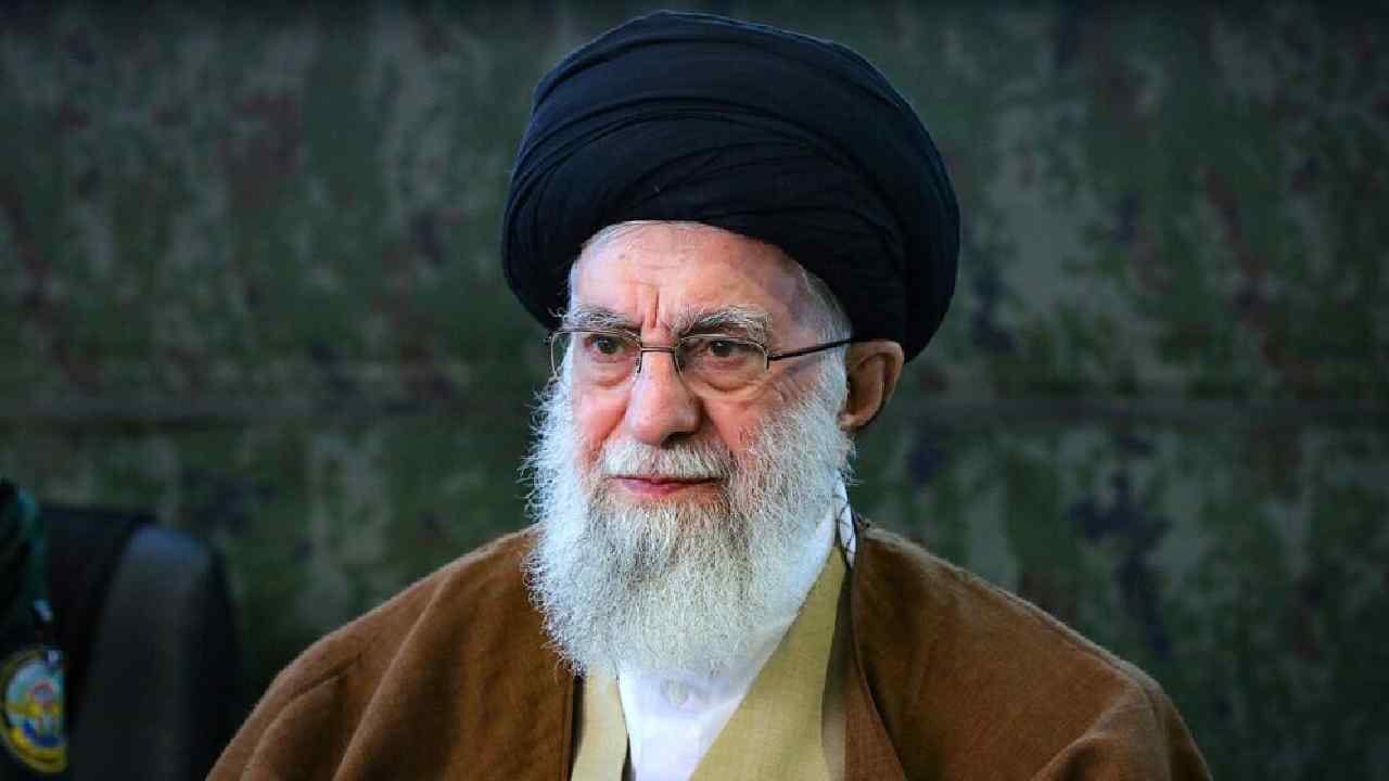Khamenei’s Assassination: ঘর শত্রু বিভীষণের জন্যই মারা পড়লেন খামেনেই?