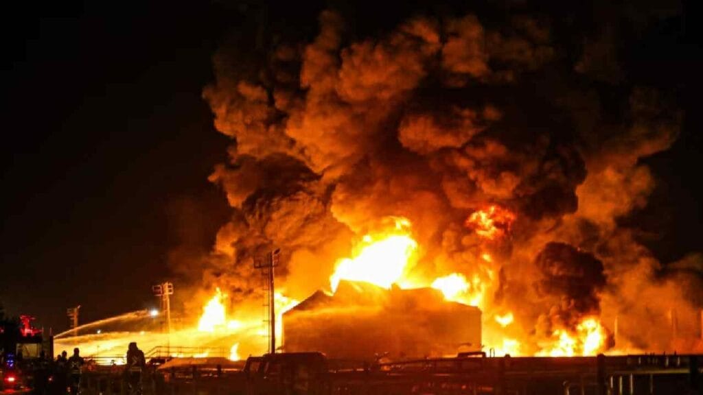 iran oil reserve fire