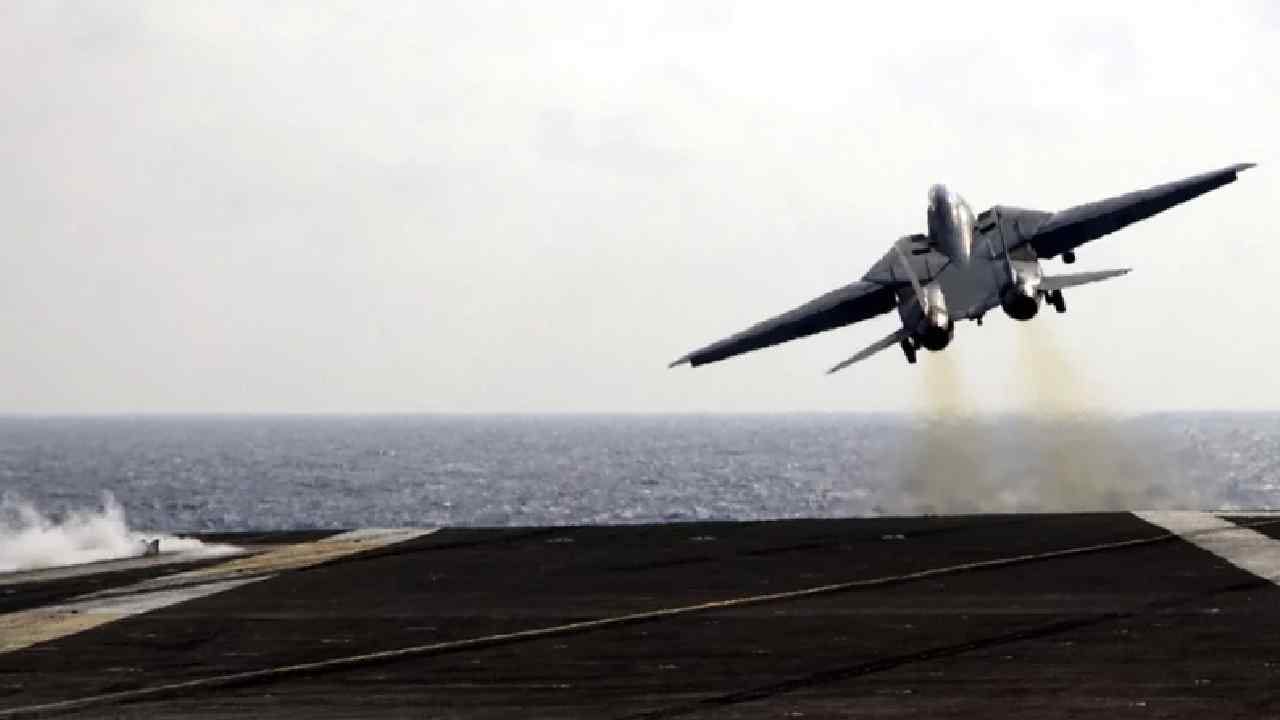 Iran Israel US War: ইরান যুদ্ধে নিশ্চিহ্ন হয়ে গেল শেষ এফ-১৪ টমক্যাট