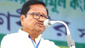 শিক্ষক নিয়োগ দুর্নীতিতে জড়িয়েছিল কন্যার নাম, পরেশকে টিকিট দিল TMC