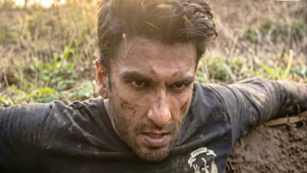 সোজা বাড়ি চলে যান..., ধুরন্ধর ২-এর শোয়ের মাঝেই দর্শকদের নির্দেশ সিনেমাহলের! কী ঘটল হঠাৎ?