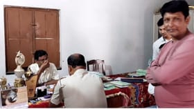 প্রধান শিক্ষকের বিরুদ্ধে টাকা তছরুপের অভিযোগ, তুমুল অশান্তি স্কুলে