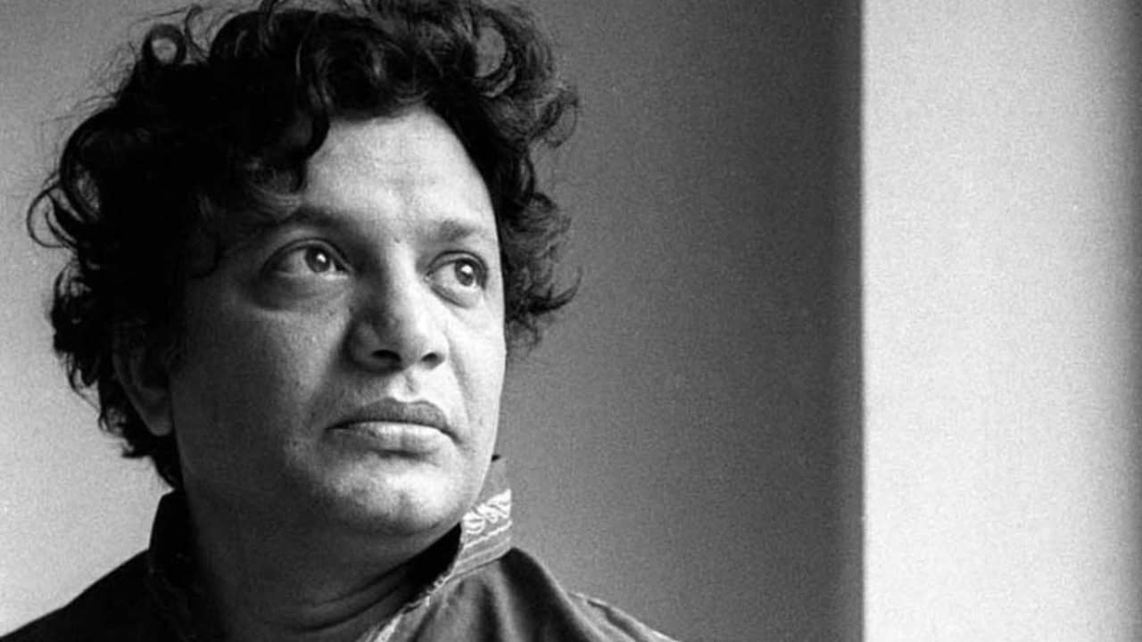 লাইনে দাঁড়িয়ে নয়, জানেন উত্তম কুমার কীভাবে ভোট দিতেন?