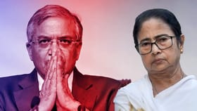 একের পর এক বদল, ভোটের আগে বাংলার প্রশাসনের খোলনোলচেই উপড়ে ফেলছে কমিশন