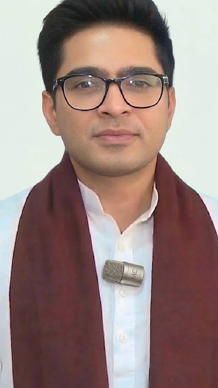 টিকিট না পেয়ে ক্ষোভ! অভিষেকের সভায় চেয়ার ভাঙচুর করলেন তৃণমূল কর্মীরাই