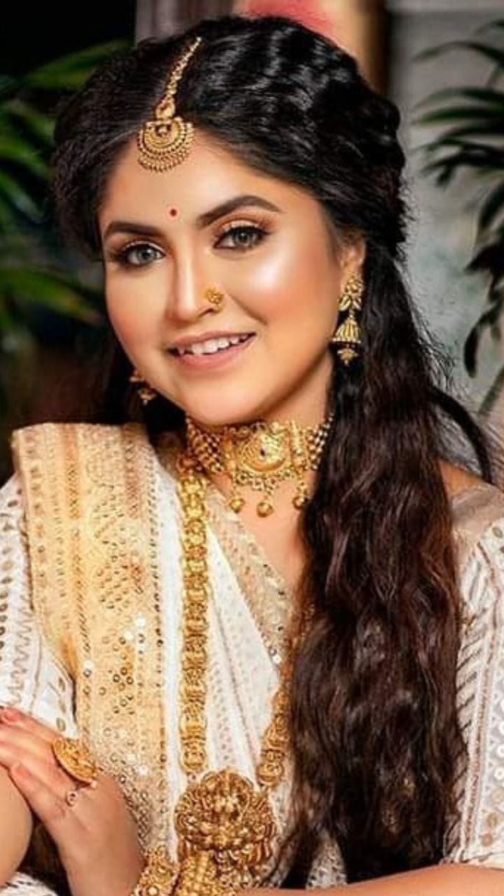 দেবলীনার ক্রাশ পরমব্রত!