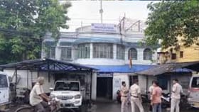 টাকা পাননি, অন্তঃসত্ত্বা স্ত্রীকে 'খুনে'র পর খাটের নীচে রাখল স্বামী