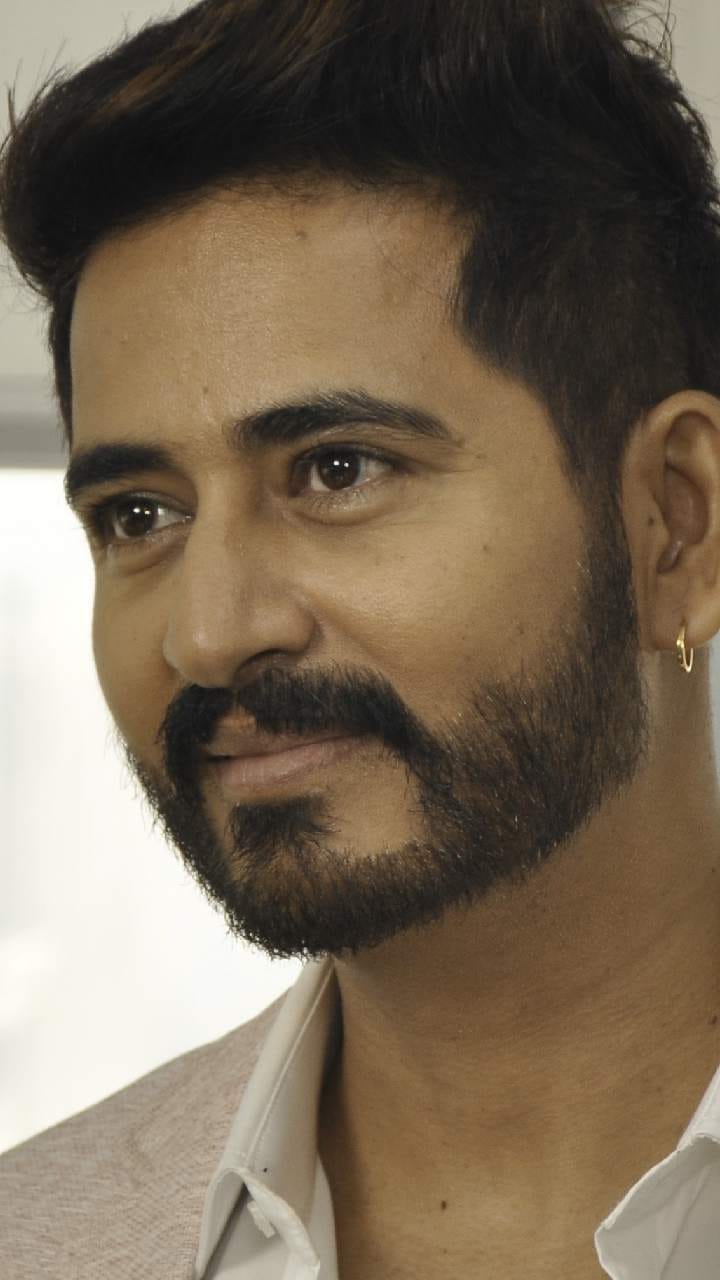 'আমি আসতেই সবাই হিন্দুত্বের ধ্বজ নিয়ে বেরিয়েছে, পুলিশ কেন আটকাবে?'- হিরণ