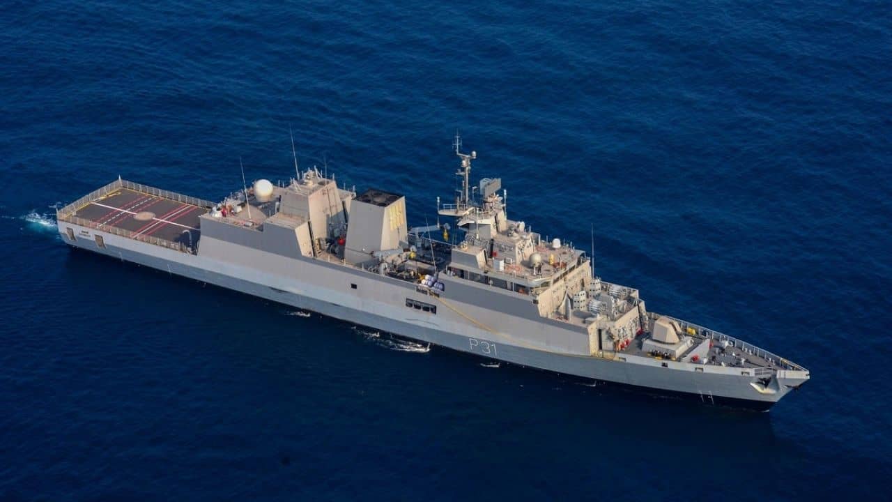 Indian Navy Mini Destroyer: বিশ্বজুড়ে যুদ্ধ আবহে গার্ডেনরিচ তৈরি করবে মিনি ডেস্ট্রয়ার, নৌসেনার ক্ষমতা কতটা বাড়বে জানেন?