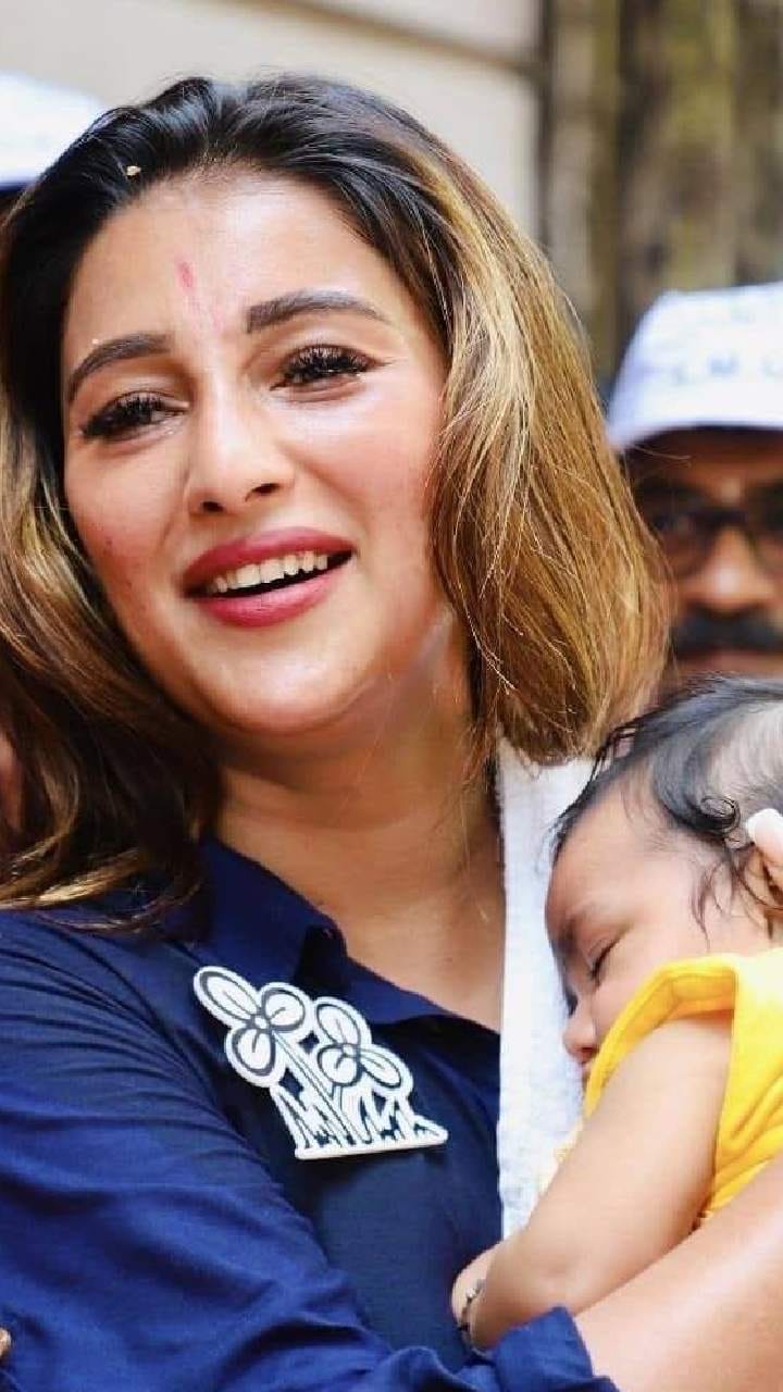 'পরীক্ষার সময় বই খুলি না, সারাবছর পড়ি': আত্মবিশ্বাসী সায়ন্তিকা