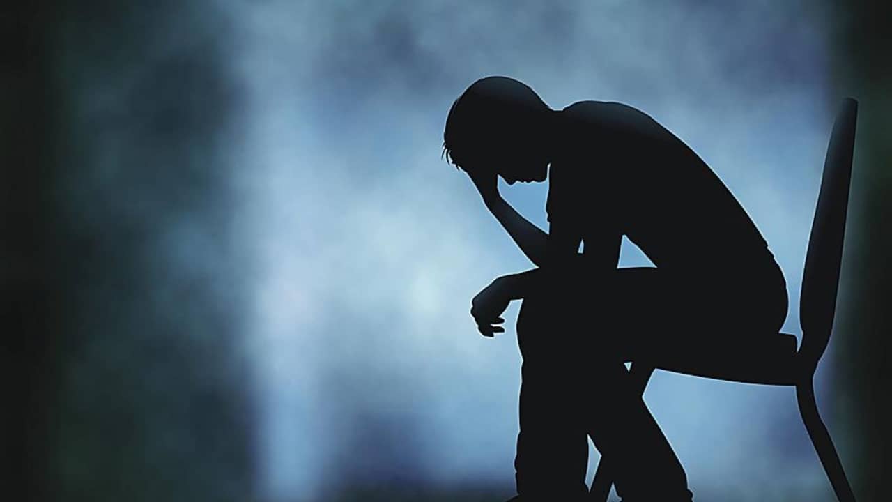 আমার মৃত্যুর জন্য পরিবারই দায়ী থাকবে, ভিডিও বার্তায় কান্নায় ভেঙে পড়লেন জনপ্রিয় ইউটিউবার