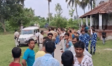 BJP কর্মীদের বাড়িতে বাইক বাহিনীর হামলা?