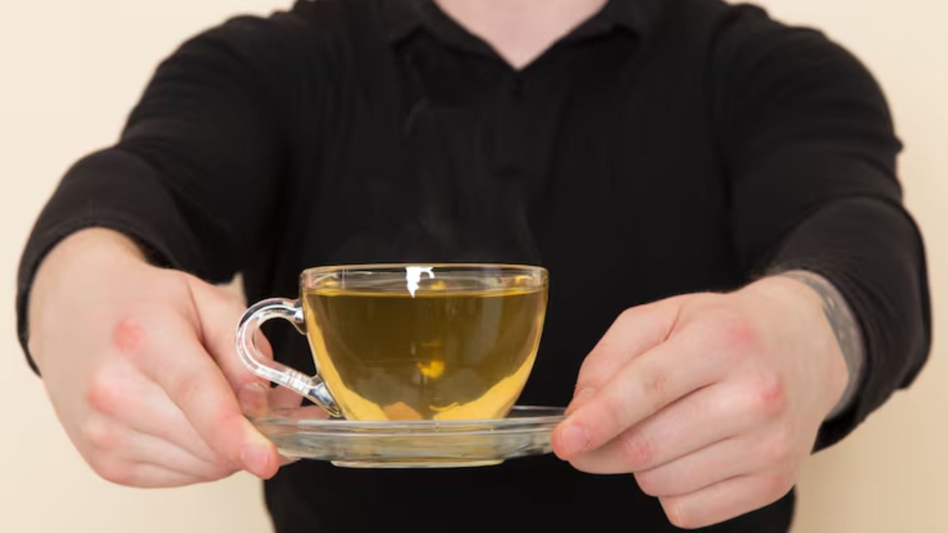 রোগ প্রতিরোধ ক্ষমতা বৃদ্ধি: এই চায়ে প্রচুর পরিমাণে অ্যালকাইলামাইন নামক অ্যান্টি-অক্সিডেন্ট থাকে, যা শরীরের রোগ প্রতিরোধ ক্ষমতা বা ইমিউনিটি সিস্টেমকে শক্তিশালী করে তোলে।